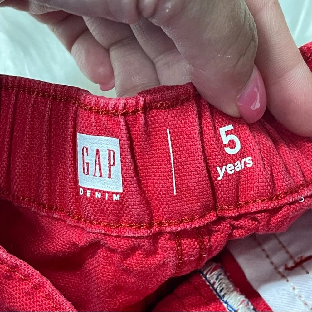 GAP Denim Youth Boy Size 5 Raw Hem Shorts